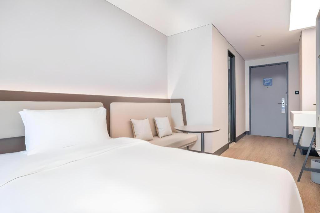 Hanting Hotel Beijing Wangfujing Buitenkant foto