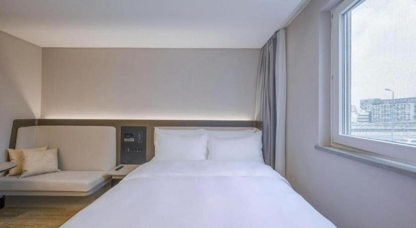 Hanting Hotel Beijing Wangfujing Buitenkant foto