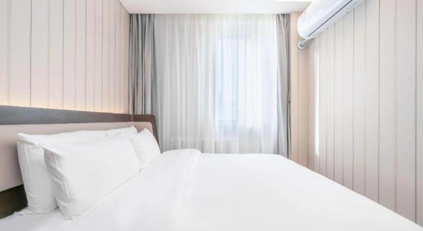 Hanting Hotel Beijing Wangfujing Buitenkant foto